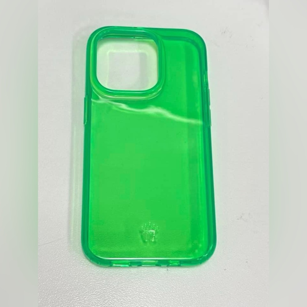 Velvet Caviar iPhone 14 Pro case